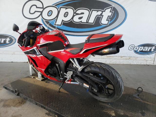 JH2PC40J7JK400690 - 2018 HONDA CBR600 RR RED photo 3