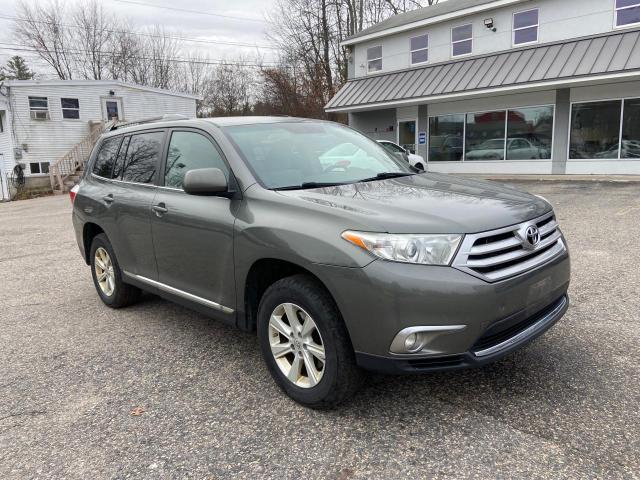 5TDBK3EH1BS078290 - 2011 TOYOTA HIGHLANDER BASE GRAY photo 1