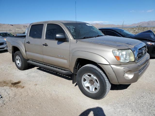 5TEJU62N25Z073513 - 2005 TOYOTA TACOMA DOUBLE CAB PRERUNNER GOLD photo 4