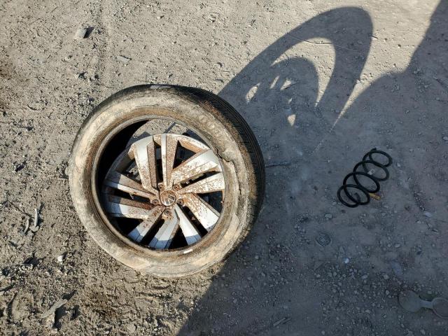 1V26C2CA4LC203900 - 2020 VOLKSWAGEN ATLAS CROS SE Белый фото 13