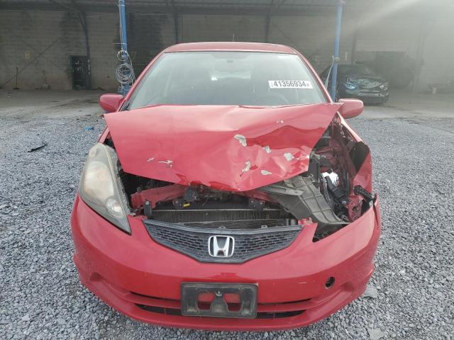 JHMGE8H3XDC082853 - 2013 HONDA FIT RED photo 5