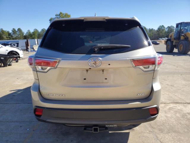 5TDKKRFH1FS059438 - 2015 TOYOTA HIGHLANDER XLE GOLD photo 6