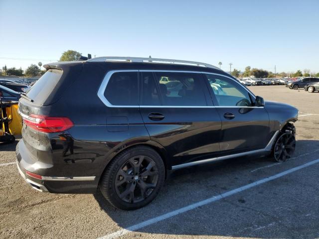 5UXCW2C50KL083234 - 2019 BMW X7 XDRIVE40I BLACK photo 3