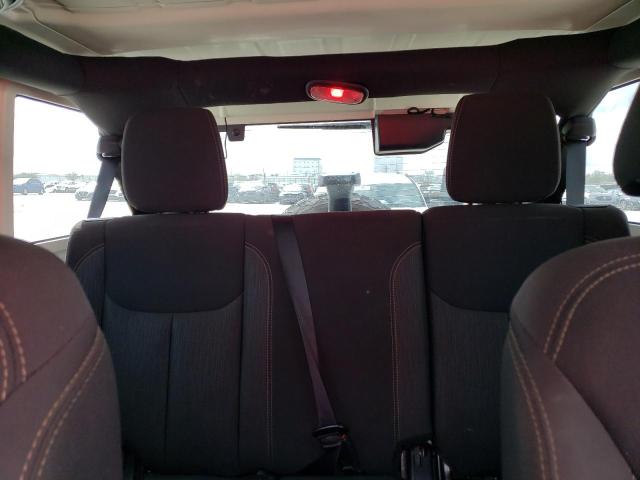 1C4BJWEG7FL619717 - 2015 JEEP WRANGLER U SAHARA RED photo 10