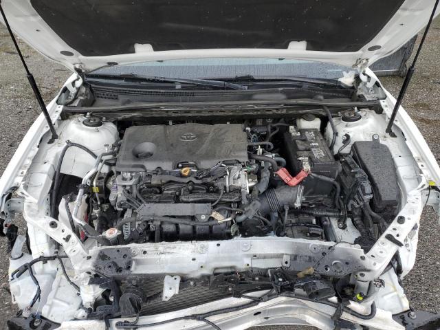 4T1B11HK2JU638497 - 2018 TOYOTA CAMRY L WHITE photo 11