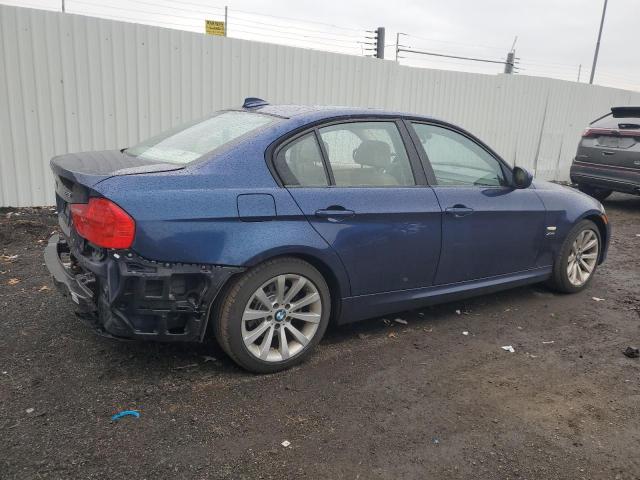 WBAPK5G52BNN26513 - 2011 BMW 328 XI SULEV BLUE photo 3