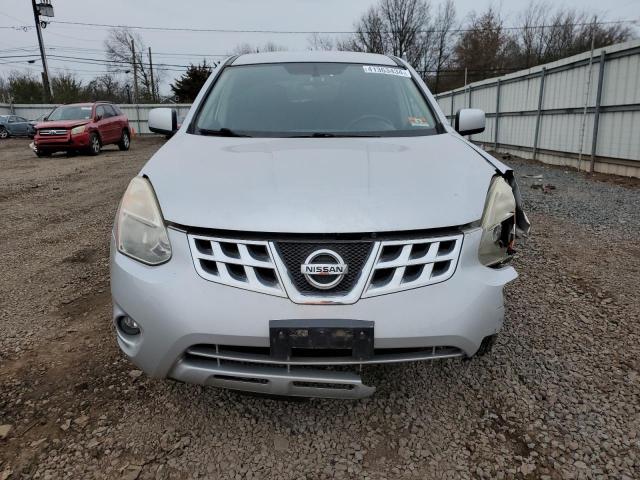 JN8AS5MV8DW617560 - 2013 NISSAN ROGUE S SILVER photo 5