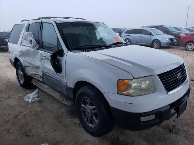 1FMRU15W44LB59232 - 2004 FORD EXPEDITION XLT WHITE photo 4