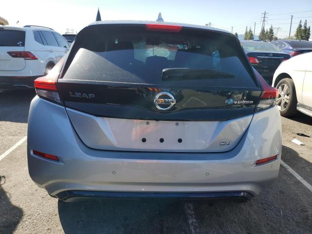 1N4AZ1CV9MC550198 - 2021 NISSAN LEAF SV SILVER photo 6