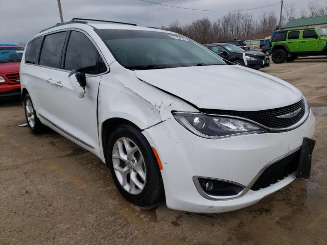 2C4RC1BG6HR820289 - 2017 CHRYSLER PACIFICA TOURING L WHITE photo 4