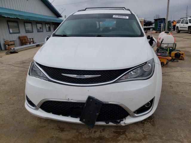 2C4RC1BG6HR820289 - 2017 CHRYSLER PACIFICA TOURING L WHITE photo 5