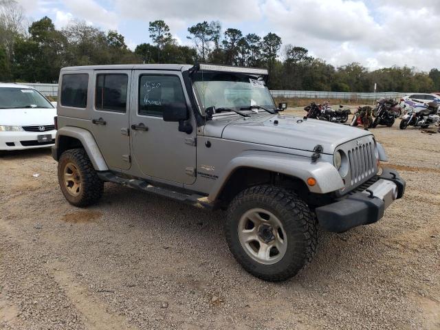 1C4BJWEG7DL609511 - 2013 JEEP WRANGLER U SAHARA SILVER photo 4