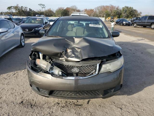 KNAFU4A23B5355351 - 2011 KIA FORTE EX GRAY photo 5