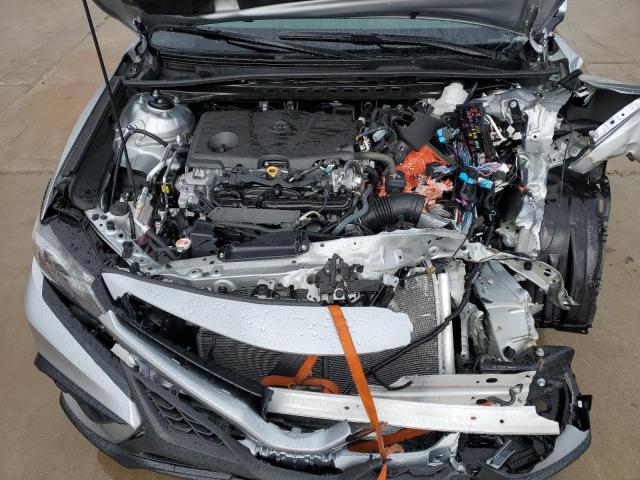 4T1G11BK9RU111308 - 2024 TOYOTA CAMRY SE NIGHT SHADE SILVER photo 11