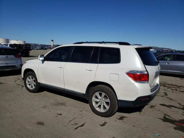 5TDZK3EH3DS120153 - 2013 TOYOTA HIGHLANDER BASE WHITE photo 2