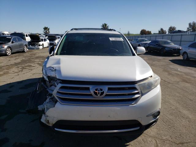 5TDZK3EH3DS120153 - 2013 TOYOTA HIGHLANDER BASE Ақ фото 5