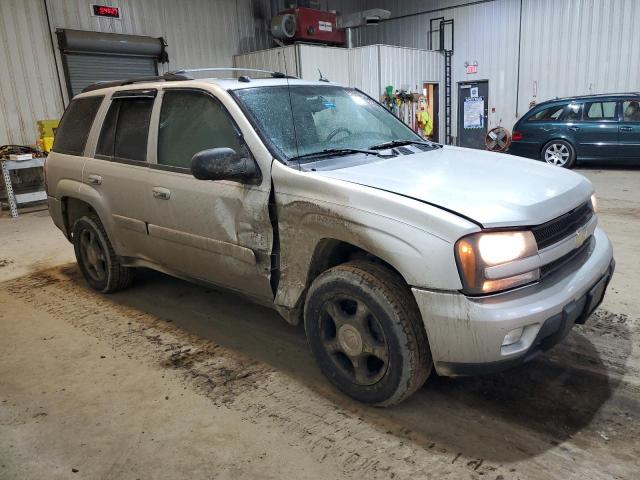 1GNDT13S652228891 - 2005 CHEVROLET TRAILBLAZE LS SILVER photo 4