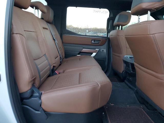 5TFMA5DB4RX229874 - 2024 TOYOTA TUNDRA CREWMAX PLATINUM თეთრი ფოტო 10