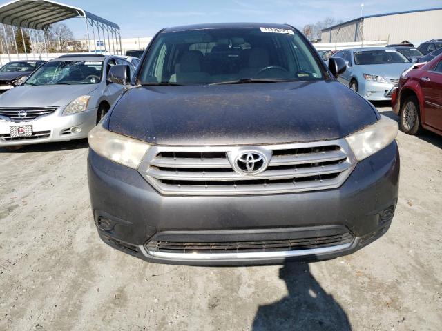 5TDZA3EH1CS023907 - 2012 TOYOTA HIGHLANDER BASE GRAY photo 5