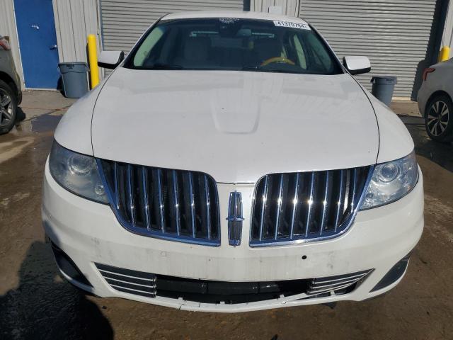 1LNHL9DR9AG608840 - 2010 LINCOLN MKS WHITE photo 5