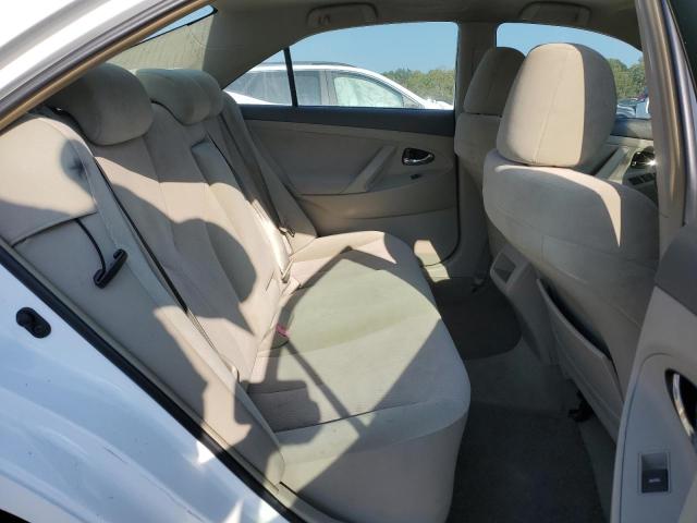 4T1BF3EK2BU634825 - 2011 TOYOTA CAMRY BASE Biały zdjęcie 10