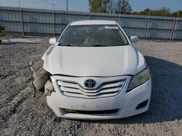 4T1BF3EK2BU634825 - 2011 TOYOTA CAMRY BASE Biały zdjęcie 5