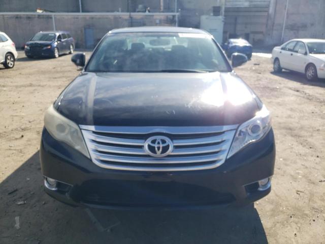 4T1BK3DB7CU448907 - 2012 TOYOTA AVALON BASE 黑色 照片 5