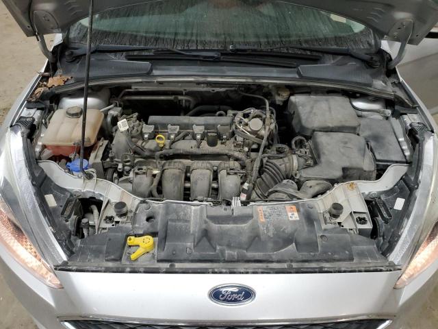 1FADP3K28GL347586 - 2016 FORD FOCUS SE SILVER photo 11