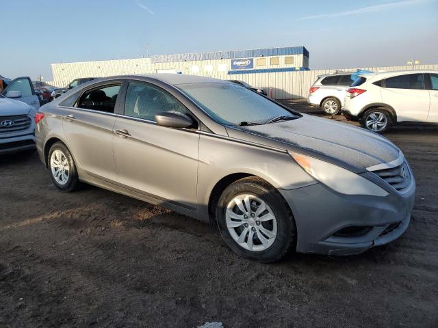 5NPEB4AC1BH268948 - 2011 HYUNDAI SONATA GLS GRAY photo 4