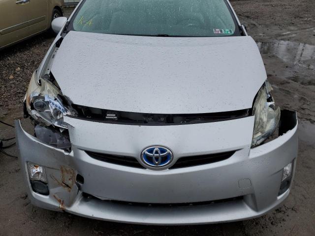 JTDKN3DU5B1374576 - 2011 TOYOTA PRIUS GRAY photo 11