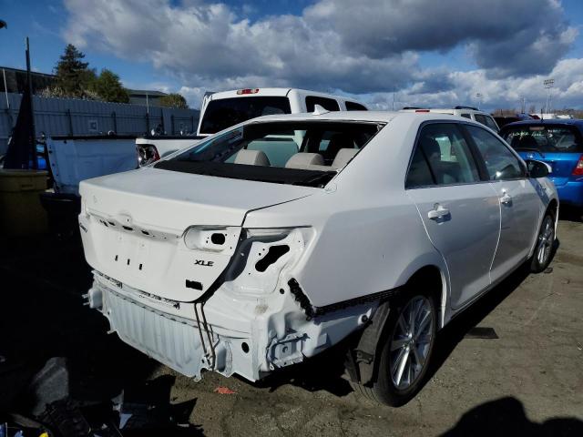 4T1BD1FK0CU003193 - 2012 TOYOTA CAMRY HYBR WHITE photo 3