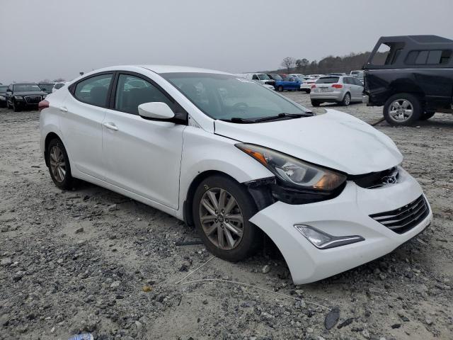 5NPDH4AE3FH602026 - 2015 HYUNDAI ELANTRA SE WHITE photo 4