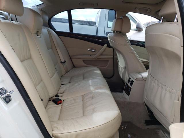 WBANV93579C131812 - 2009 BMW 535 XI WHITE photo 10