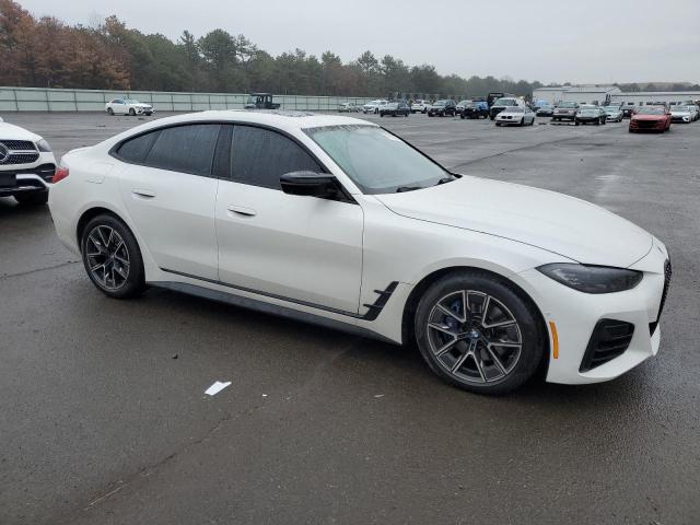 WBA13AW06NFM30593 - 2022 BMW M440XI GRAN COUPE WHITE photo 4