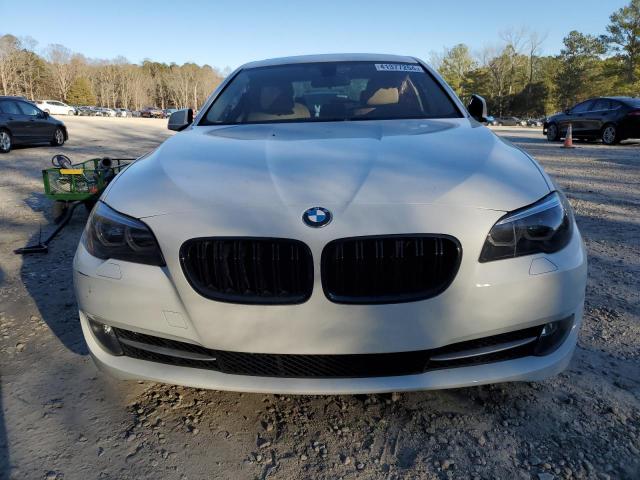 WBAXH5C51DDW14238 - 2013 BMW 528 XI WHITE photo 5