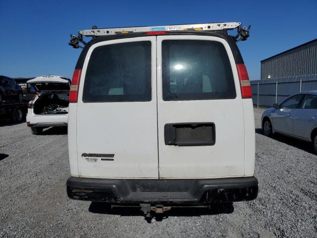 1GCWGFCA2D1142959 - 2013 CHEVROLET EXPRESS G2 WHITE photo 6