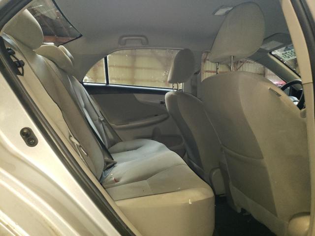 2T1BU4EE5CC885380 - 2012 TOYOTA COROLLA BASE SILVER photo 10