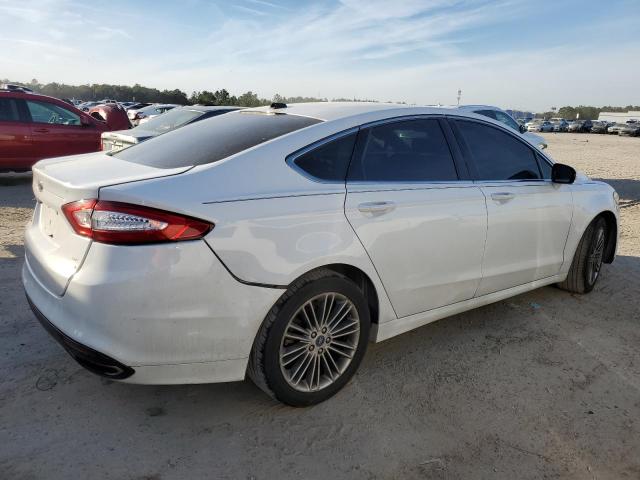 3FA6P0H99DR363479 - 2013 FORD FUSION SE WHITE photo 3