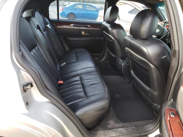 1LNHM81W44Y688869 - 2004 LINCOLN TOWN CAR EXECUTIVE GRAY photo 10