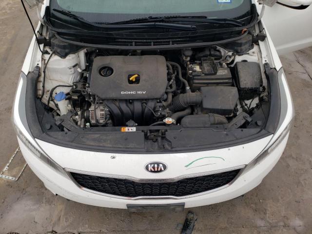 3KPFK4A79JE166307 - 2018 KIA FORTE LX WHITE photo 11