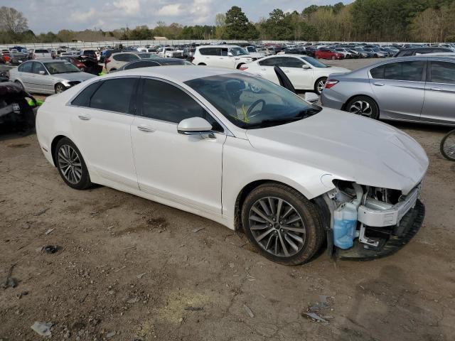 3LN6L5A93JR615523 - 2018 LINCOLN MKZ PREMIERE WHITE photo 4