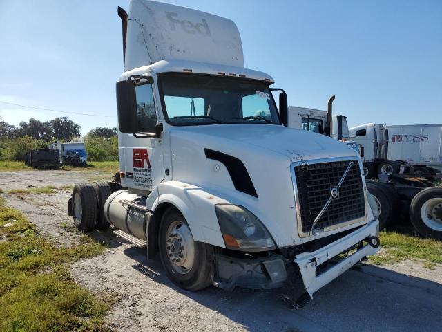 2007 VOLVO VN VNL, 