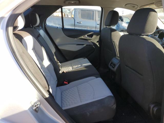 2GNAXHEV8J6285663 - 2018 CHEVROLET EQUINOX LS SILVER photo 10