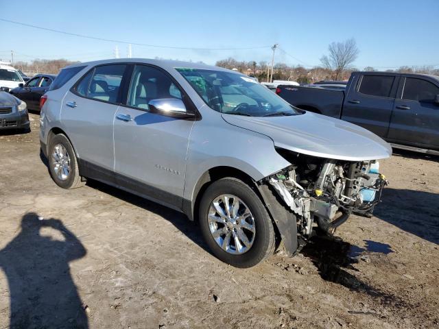 2GNAXHEV8J6285663 - 2018 CHEVROLET EQUINOX LS SILVER photo 4