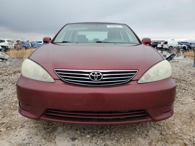 JTDBE32K853034610 - 2005 TOYOTA CAMRY LE RED photo 5