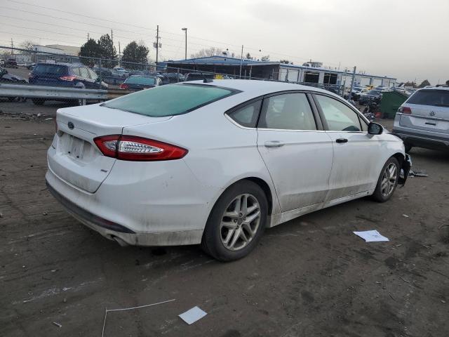 3FA6P0H71FR196374 - 2015 FORD FUSION SE WHITE photo 3