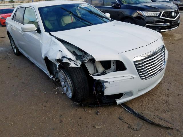 2C3CCAAG8EH326898 - 2014 CHRYSLER 300 WHITE photo 1