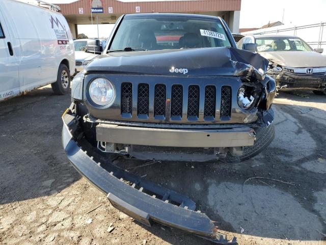 1C4NJRFB2FD270185 - 2015 JEEP PATRIOT LATITUDE BLACK photo 5