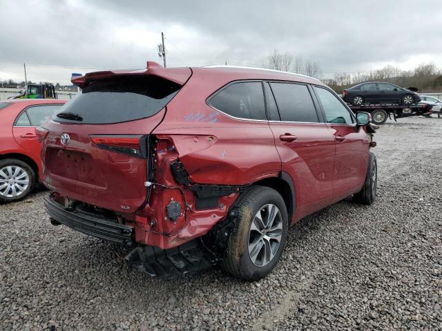 5TDGZRAH6MS521837 - 2021 TOYOTA HIGHLANDER XLE RED photo 3
