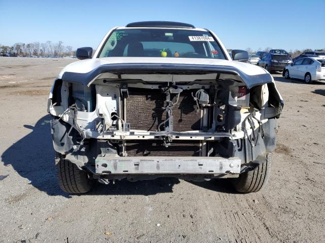 5TFRX5GN3KX148820 - 2019 TOYOTA TACOMA ACCESS CAB WHITE photo 5